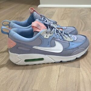 Nike AirMax Futura Easter color purple pink 8.5